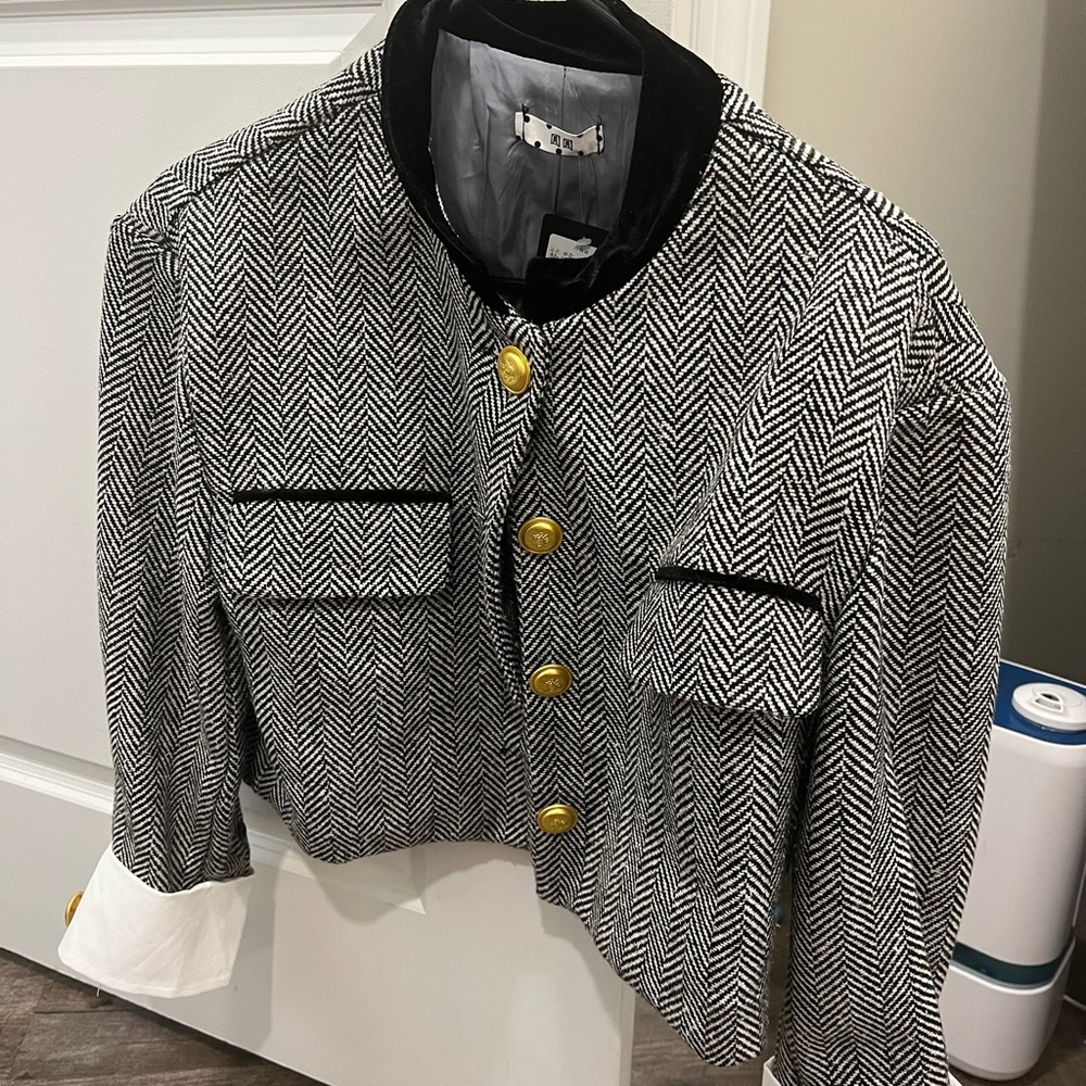 Brand New oversized cropped jacket